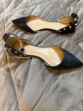Marc Fisher Black Flats